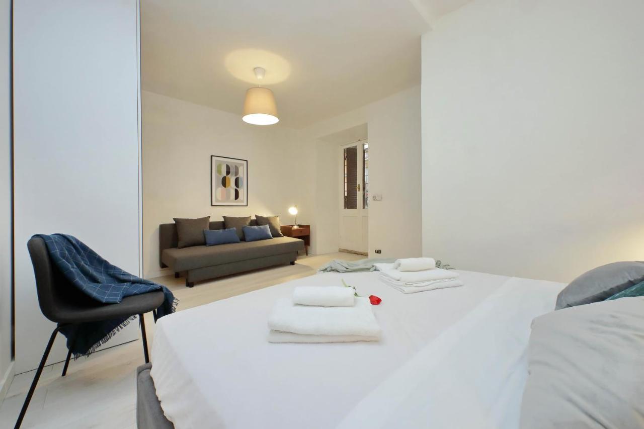 Monti Spacious Apartment 2 Rome Exterior photo